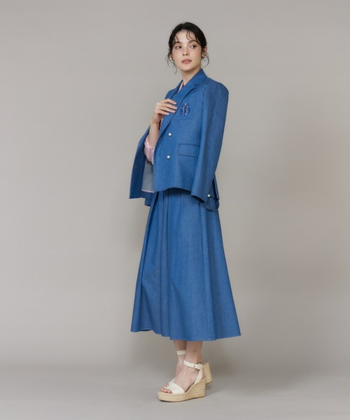 Maglie le cassetto(マーリエ ル カセット)の「《M Maglie le cassetto》刺繍コンパクトデニムジャケット(デニムジャケット・レディース・サックスブルー・7号/9号)」の4枚目の写真