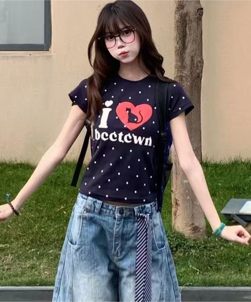 AsheKsha(アシクシャ)の「ネイビーブルーの水玉模様のハートキャットプリントTシャツ(Tシャツ/カットソー・レディース・ネイビー・M)」の7枚目の写真