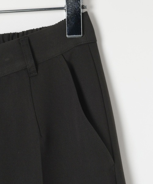 PAGEBOY（ページボーイ）の「ウエストデザインフレアパンツ（スラックス・レディース・ブラック/チャコールグレー・SMALL/MEDIUM）」の19枚目の写真
