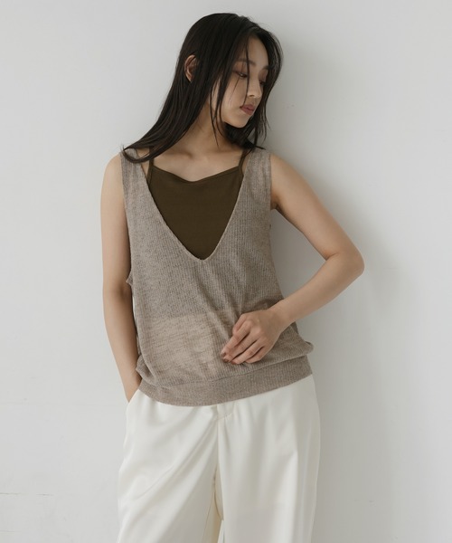  hellam（へラム）の「2wayシアーノースリーブ×キャミソールセットトップス（Tシャツ/カットソー・レディース・ブラック/チャコール/ブラウン/グレイッシュベージュ・FREE）」の5枚目の写真