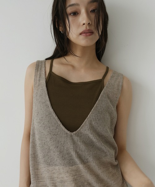  hellam（へラム）の「2wayシアーノースリーブ×キャミソールセットトップス（Tシャツ/カットソー・レディース・ブラック/チャコール/ブラウン/グレイッシュベージュ・FREE）」の8枚目の写真