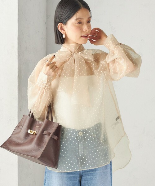 SHIPS(シップス)の「〈手洗い可能〉オーガンジー フロッキー ドット リボン ブラウス(シャツ/ブラウス・レディース・ブラウン/ナチュラル・ONE SIZE)」の22枚目の写真