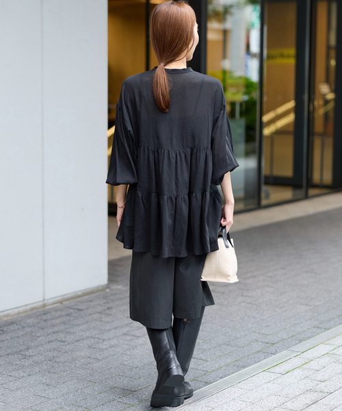 JOURNAL STANDARD relume(ジャーナルスタンダード レリューム)の「《WEB限定》バンドカラーティアードブラウス(シャツ/ブラウス・レディース・ホワイト/ブラック・FREE)」の6枚目の写真