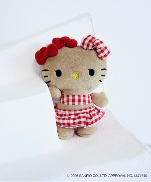 sanrio(サンリオ)の「【HELLO KITTY×VIS】日焼けデザイン ハローキティぬいぐるみチャーム(チャーム・レディース・ベージュ・FREE)」の1枚目の写真