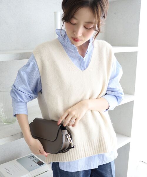 le.coeur blanc(ルクールブラン)の「《WEB限定》イージーケア/ウォッシャブルVネックベスト(ニット/セーター・レディース・ブラック・38)」の16枚目の写真