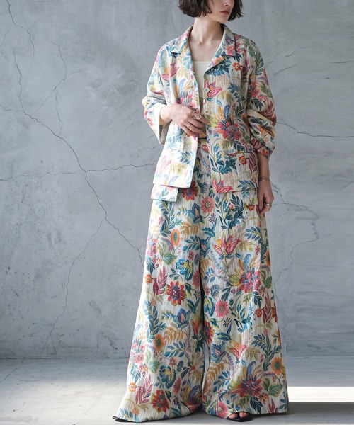 antiqua(アンティカ)の「綿100 ボタニカル柄 花柄 ワイドパンツ(その他パンツ・レディース・ブルー系その他・ONESIZE)」の2枚目の写真