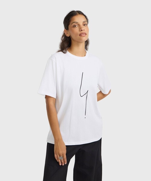 agnes b.（アニエスベー）の「アイコニック オーガニックコットン 半袖Tシャツ "Point d'Ironie"（Tシャツ/カットソー・レディース・ホワイト・1/2/3）」の3枚目の写真