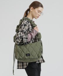 《直営店限定》QUILTING RUCHED SHOULDER STRAP BAG