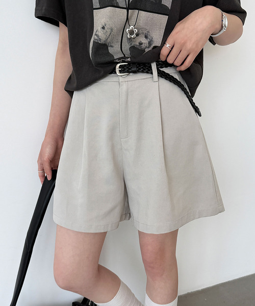 Girly Doll(ガーリードール)の「ベルト付きタック入りショートパンツ(その他パンツ・レディース・モカ/グレー/ホワイト・M/L)」の3枚目の写真