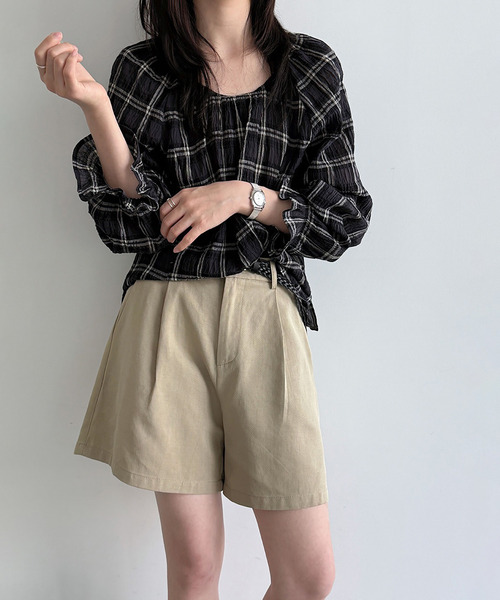 Girly Doll(ガーリードール)の「ベルト付きタック入りショートパンツ(その他パンツ・レディース・モカ/グレー/ホワイト・M/L)」の6枚目の写真