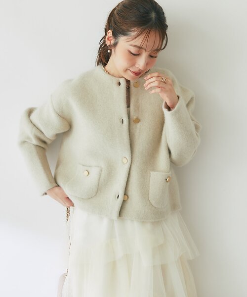 La boutique BonBon(ラブティックボンボン)の「【9/27(日)~ZOZO限定ライトグレー予約開始】ハイクオリティウールメタルボタンジャケットカーディガン(ノーカラージャケット・レディース・ライトベージュ/ピンク/ネイビー/ブラック・FREE)」の18枚目の写真