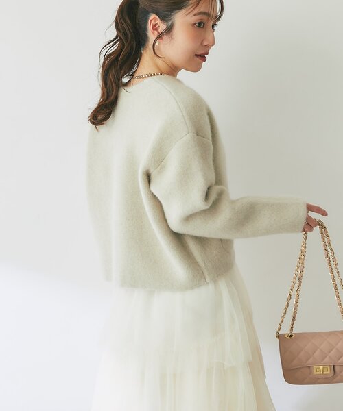 La boutique BonBon(ラブティックボンボン)の「【9/27(日)~ZOZO限定ライトグレー予約開始】ハイクオリティウールメタルボタンジャケットカーディガン(ノーカラージャケット・レディース・ライトベージュ/ピンク/ネイビー/ブラック・FREE)」の15枚目の写真