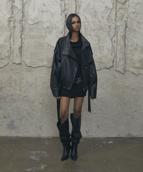 VOONT(ブント)の「Belt High-Neck Leather Jacket (BLACK)(ライダースジャケット・レディース・ブラック・OS)」の2枚目の写真