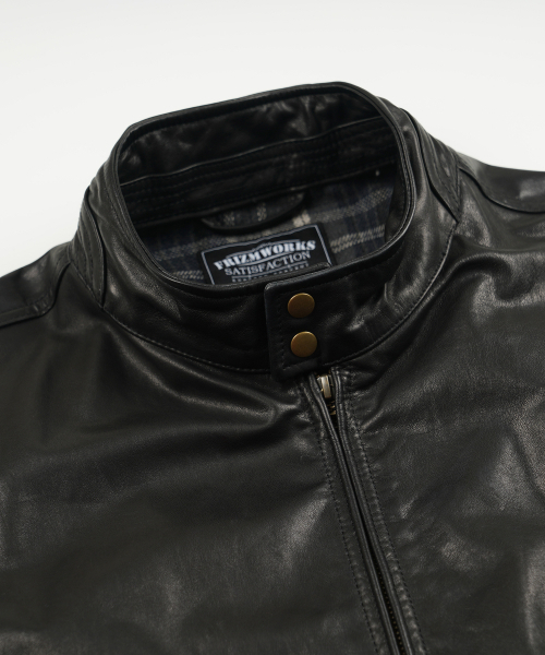 FRIZMWORKS（フリズムワークス）の「WAXED COWHIDE BUDDY HARRINGTON JACKET _ BLACK（ライダースジャケット・メンズ・その他・SMALL/MEDIUM/LARGE/X-LARGE）」の4枚目の写真