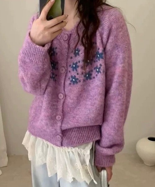 NANEA(ナネア)の「花刺繍ニットカーディガン(カーディガン/ボレロ・レディース・グレー/パープル/ベージュ・フリー)」の8枚目の写真