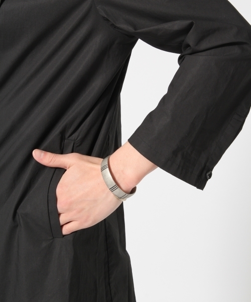 HARE（ハレ）の「チェスターシャツ8分袖(HARE)（シャツ/ブラウス・メンズ・ライトグレー/ブルー/ブラック・MEDIUM/SMALL/LARGE）」の4枚目の写真