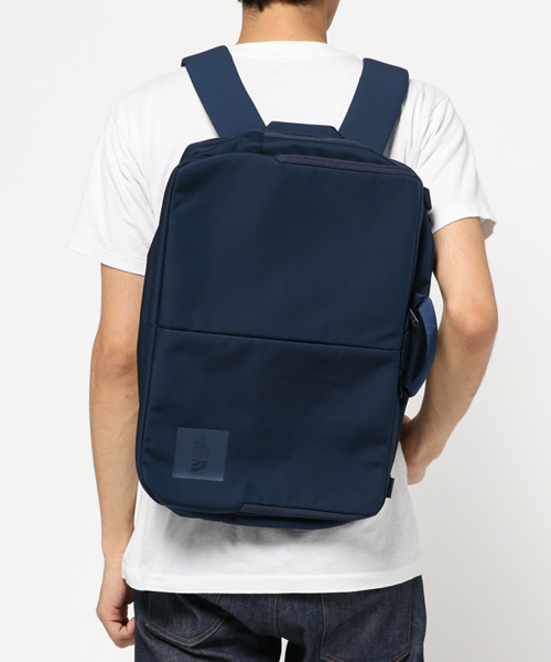 THE NORTH FACE（ザノースフェイス）の「ザ・ノース・フェイス 3ウェイバッグ / シャトル3ウェイデイパック（バックパック/リュック・メンズ・オリーブドラブ/ブルー系その他/ブラック系その他/ネイビー/サンドベージュ/ブラック/オリーブ/ヘザーグレー/ダークネイビー/インディゴブルー・ONE SIZE）」の18枚目の写真