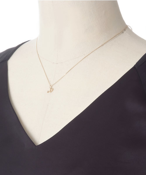 agete（アガット）の「K10イニシャルネックレス（BF11650/15113116050）（ネックレス・レディース・N・FREE）」の5枚目の写真