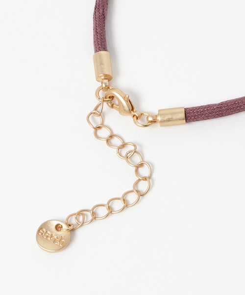 earth music&ecology（アースミュージックアンドエコロジー）の「プレートチョーカー（チョーカー・レディース・パープル/ブラック/カーキ・FREE）」の5枚目の写真