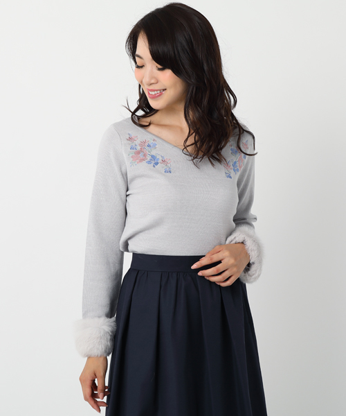 Misch Masch ミッシュマッシュ の 衿刺繍袖ファーニット ニット セーター Wear