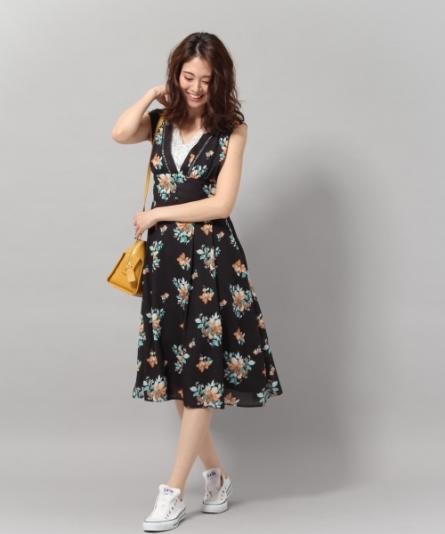 Andemiu（アンデミュウ）の「スイサイフラワーカマーワンピース790802（ワンピース・レディース・ネイビー/ブラック/イエロー・MEDIUM/SMALL）」の8枚目の写真