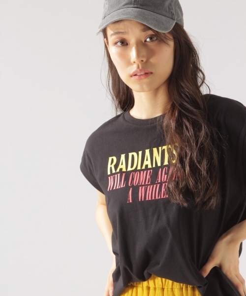 BAYFLOW（ベイフロー）の「BAYFLOW／ビッグロゴプリントT 18SS（Tシャツ/カットソー・レディース・ブラック/オフホワイト・MEDIUM/SMALL）」の2枚目の写真