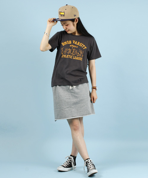 BEAMS BOY(ビームスボーイ)の「BEAMS BOY / カレッジ プリントT② ***(Tシャツ/カットソー・レディース・ホワイト/チャコールグレー・ONE SIZE)」の11枚目の写真