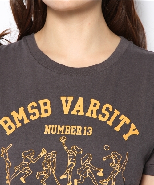 BEAMS BOY(ビームスボーイ)の「BEAMS BOY / カレッジ プリントT② ***(Tシャツ/カットソー・レディース・ホワイト/チャコールグレー・ONE SIZE)」の6枚目の写真