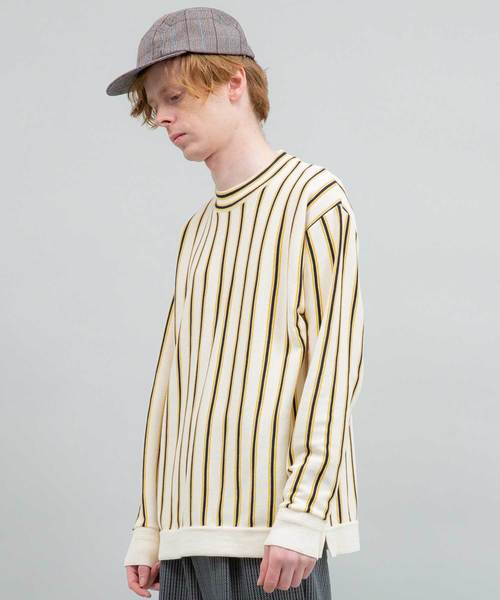UNITED TOKYO（ユナイテッドトウキョウ）の「ダブルストライプニット
