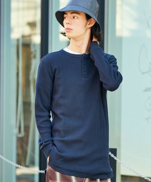 BARK MANHATTAN(バークマンハッタン)の「サーマル クルー ヘンリー 長袖 ロング丈 ワッフル Tシャツ(Tシャツ/カットソー)」|ブルー系その他