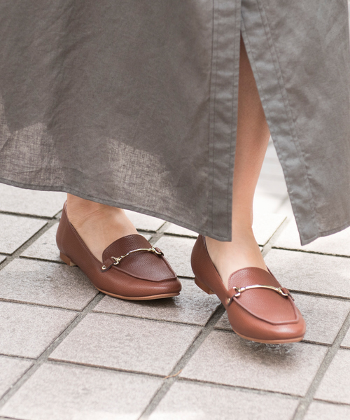 Au BANNISTER(オゥバニスター)の「【WEB限定/追加生産】大ヒット中★スクエアビットローファー(ローファー・レディース・ホワイト/ブラック/キャメル/グレー/ブラウン/ライトブルー/ピンク・35/36/37/38/39/34/40)」の6枚目の写真