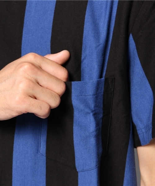 WEGO(ウィゴー)の「WEGO/ボールドストライプTシャツ(Tシャツ/カットソー・メンズ・ホワイト/ブルー・MEDIUM/LARGE)」の11枚目の写真