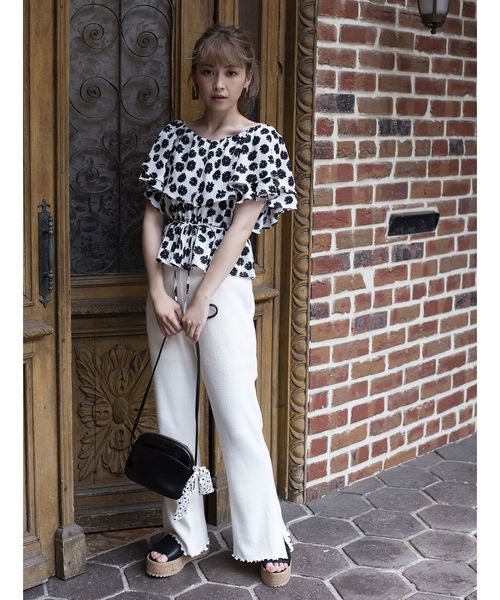 one after another NICE CLAUP（ワンアフターアナザーナイスクラップ）の「テレコフレアパンツ（その他パンツ・レディース・ベージュ/ブラウン/カーキ/アイボリー・FREE）」の11枚目の写真