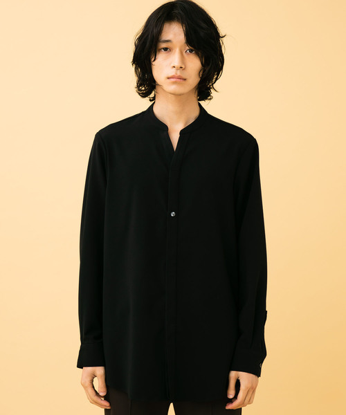 STUDIOUS(ステュディオス)の「【STUDIOUS】ドライタッチツイルVネックシャツ(シャツ/ブラウス・メンズ・ブラック/グレイッシュベージュ・1/2/3)」の9枚目の写真