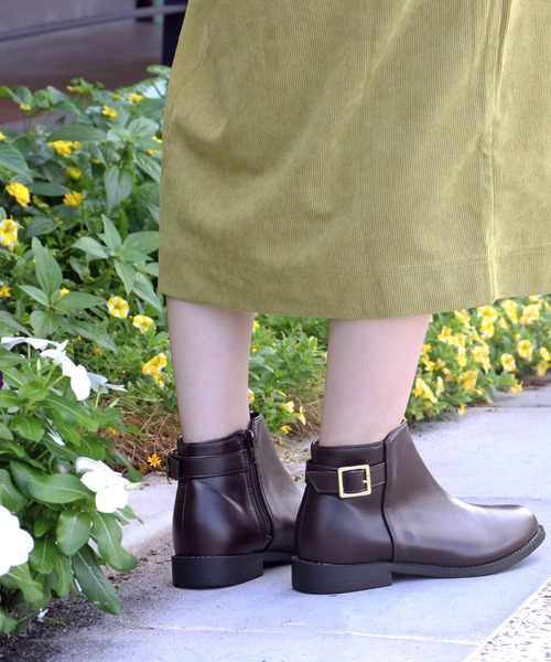 AAA+（サンエープラス）の「AAA / 美シルエットショートブーツ(3591)（ブーツ・レディース・ブラック/ダークブラウン/ブラック系その他/アイボリー・LL/SS/S/M/L/XL）」の9枚目の写真