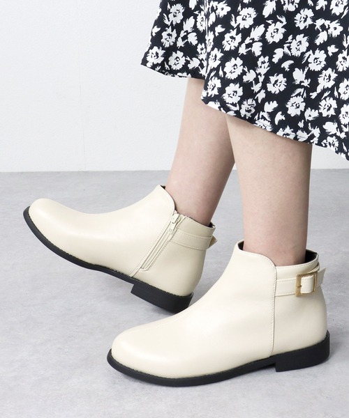 AAA+（サンエープラス）の「AAA / 美シルエットショートブーツ(3591)（ブーツ・レディース・ブラック/ダークブラウン/ブラック系その他/アイボリー・LL/SS/S/M/L/XL）」の14枚目の写真