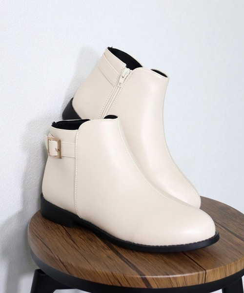 AAA+（サンエープラス）の「AAA / 美シルエットショートブーツ(3591)（ブーツ・レディース・ブラック/ダークブラウン/ブラック系その他/アイボリー・LL/SS/S/M/L/XL）」の16枚目の写真
