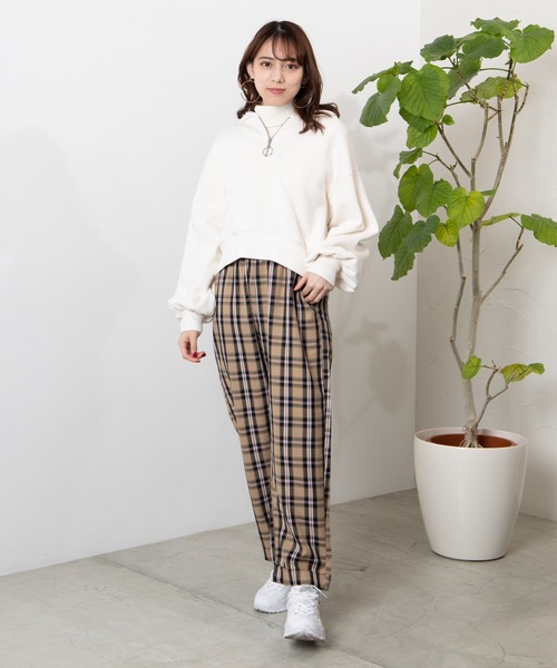 WEGO（ウィゴー）の「WEGO/カラービッグシルエットハーフジップパーカー（パーカー・レディース・パープル/ブラック/ホワイト・FREE）」の4枚目の写真