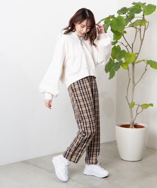 WEGO（ウィゴー）の「WEGO/カラービッグシルエットハーフジップパーカー（パーカー・レディース・パープル/ブラック/ホワイト・FREE）」の5枚目の写真