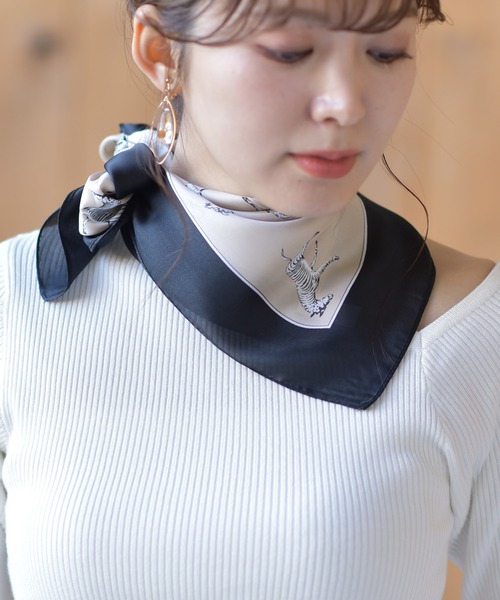 rps（アールピーエス）の「リング付きスカーフ（バンダナ/スカーフ・レディース・ブラック/ベージュ/ブラウン/グレー/ピンク/ブルー/グリーン/アイボリー/マスタード/ラベンダー/イエロー系その他・フリー）」の5枚目の写真