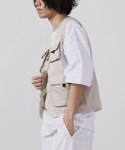 FUNALIVE（ファンアライブ）の「T/C フィッシングベスト（ベスト・メンズ・ベージュ/カーキ/チャコールグレー・M/L/XL）」の21枚目の写真