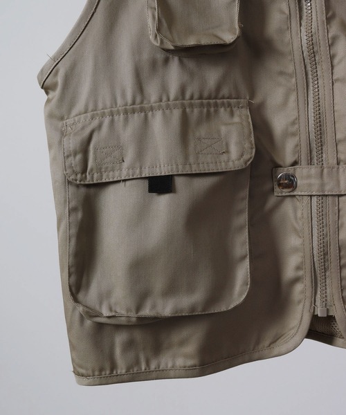 FUNALIVE（ファンアライブ）の「T/C フィッシングベスト（ベスト・メンズ・ベージュ/カーキ/チャコールグレー・M/L/XL）」の9枚目の写真