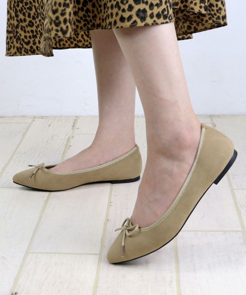 AAA+(サンエープラス)の「AAA / ポインテッドトゥフラットバレエパンプス(3540)(バレエシューズ・レディース・ブラック/ベージュ/ブラック系その他/ブラック系その他2・LL/3L/SS/S/M/L)」の4枚目の写真