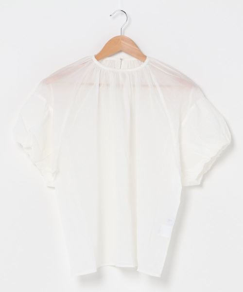 AMERICAN RAG CIE（アメリカンラグシー）の「コットンボイルボリュームスリーブ ギャザートップス（シャツ/ブラウス・レディース・ホワイト/ブラック/カーキ・FREE）」の2枚目の写真