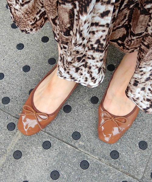 alala（アララ）の「スクエアトゥバレエシューズ/フラットパンプス　◆（バレエシューズ・レディース・アイボリー/ブラック/ブラウン・S/M/L/LL）」の22枚目の写真