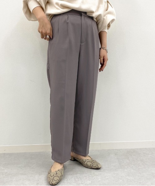 apres jour mignon（アプレジュールミニョン）の「シュエットリラックステーパード【ZOZOTOWN限定アイテム】（その他パンツ・レディース・その他/ダークブラウン/ブラック/ダークグリーン/アイボリー/マスタード/オレンジ/ボルドー/ブルー系その他/パープル・SMALL/MEDIUM/X-LARGE）」の6枚目の写真