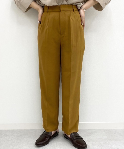 apres jour mignon（アプレジュールミニョン）の「シュエットリラックステーパード【ZOZOTOWN限定アイテム】（その他パンツ・レディース・その他/ダークブラウン/ブラック/ダークグリーン/アイボリー/マスタード/オレンジ/ボルドー/ブルー系その他/パープル・SMALL/MEDIUM/X-LARGE）」の7枚目の写真