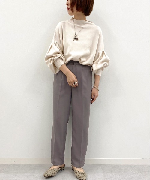 apres jour mignon（アプレジュールミニョン）の「シュエットリラックステーパード【ZOZOTOWN限定アイテム】（その他パンツ・レディース・その他/ダークブラウン/ブラック/ダークグリーン/アイボリー/マスタード/オレンジ/ボルドー/ブルー系その他/パープル・SMALL/MEDIUM/X-LARGE）」の19枚目の写真