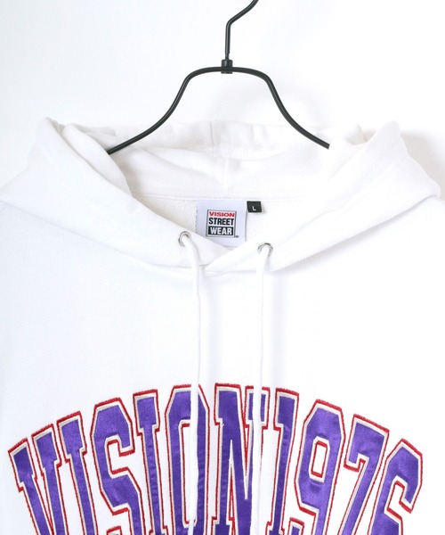 VISION STREET WEAR(ヴィジョンストリートウェア)の「VISION STREET WEAR/ヴィジョンストリートウエア スウェット サテンワッペン カレッジロゴ バックチェーン刺繍 ルードロゴ スウェットパーカー/フーディー(パーカー・メンズ・ホワイト/ブラック/ホワイト系その他/ブラック系その他・M/L)」の15枚目の写真