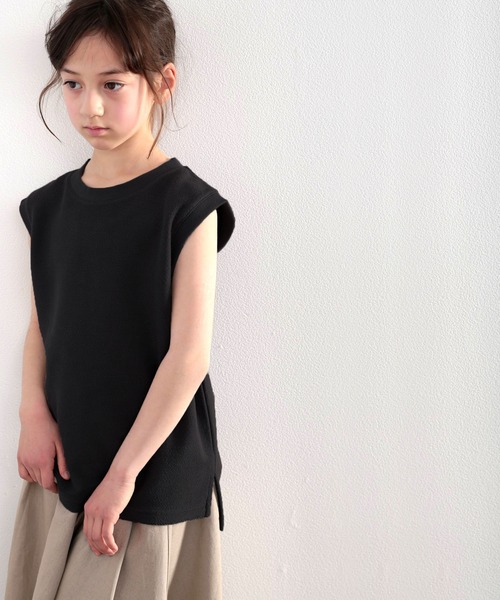 classicalelf(クラシカルエルフ)の「キッズ ふわり柔らか♪USAコットン&パイル地ノースリーブトップス(Tシャツ/カットソー・キッズ・ホワイト/ブラック/グレー/グレイッシュベージュ・130/140/150/160)」の3枚目の写真